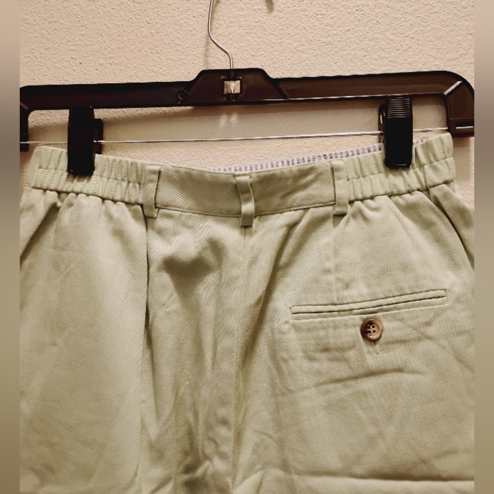 Talbots Light Green Women's Shorts - Picture 4 of 8